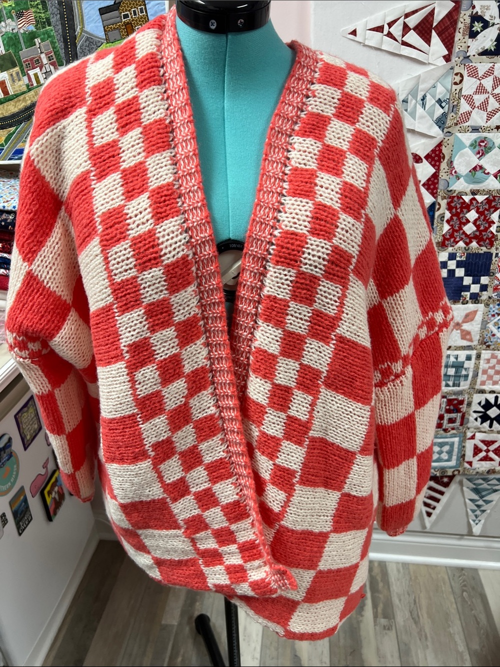 Open-Front Checkerboard Cardigan Sweater - Coral & Cream